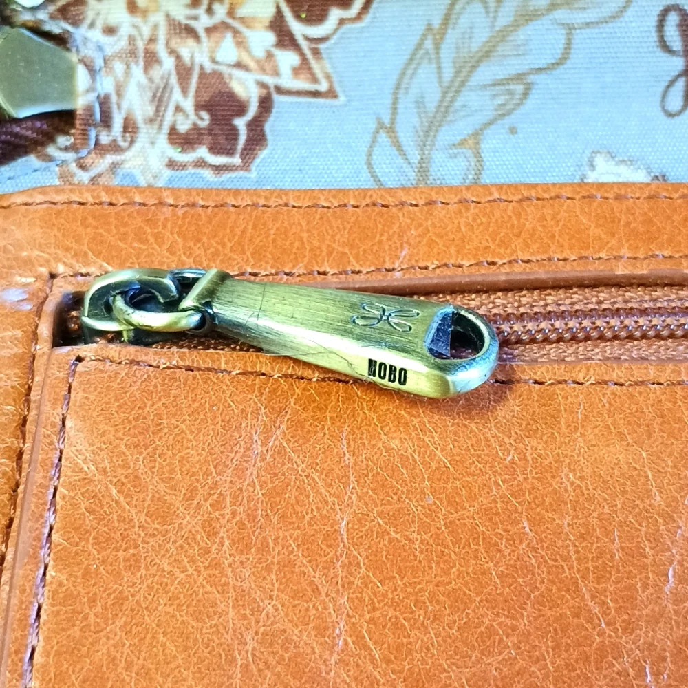 Hobo Brown Leather Wristlet Wallet - Picture 8 of 11